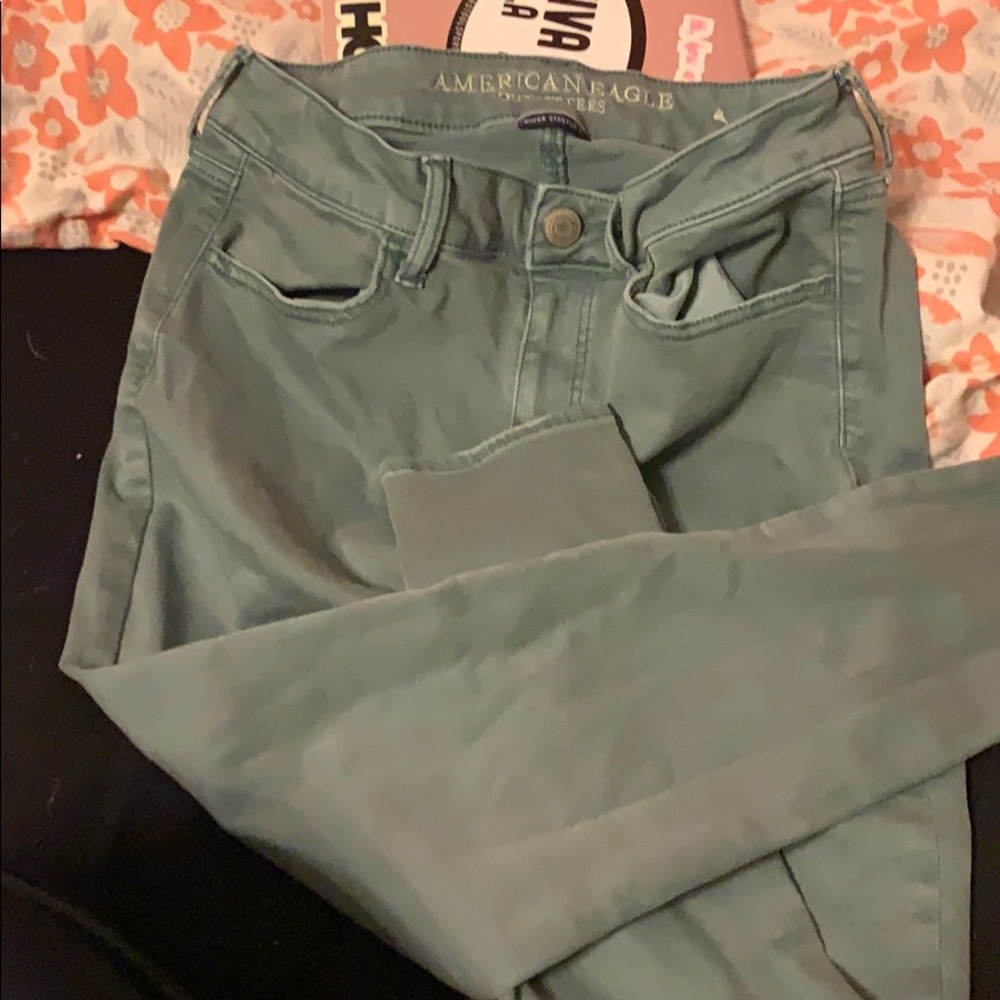 American eagle stretchy jeans